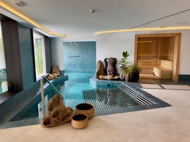 Hotel Delle Rose A Luxury Boutique Hotel بورتو كيرفو المظهر الخارجي الصورة